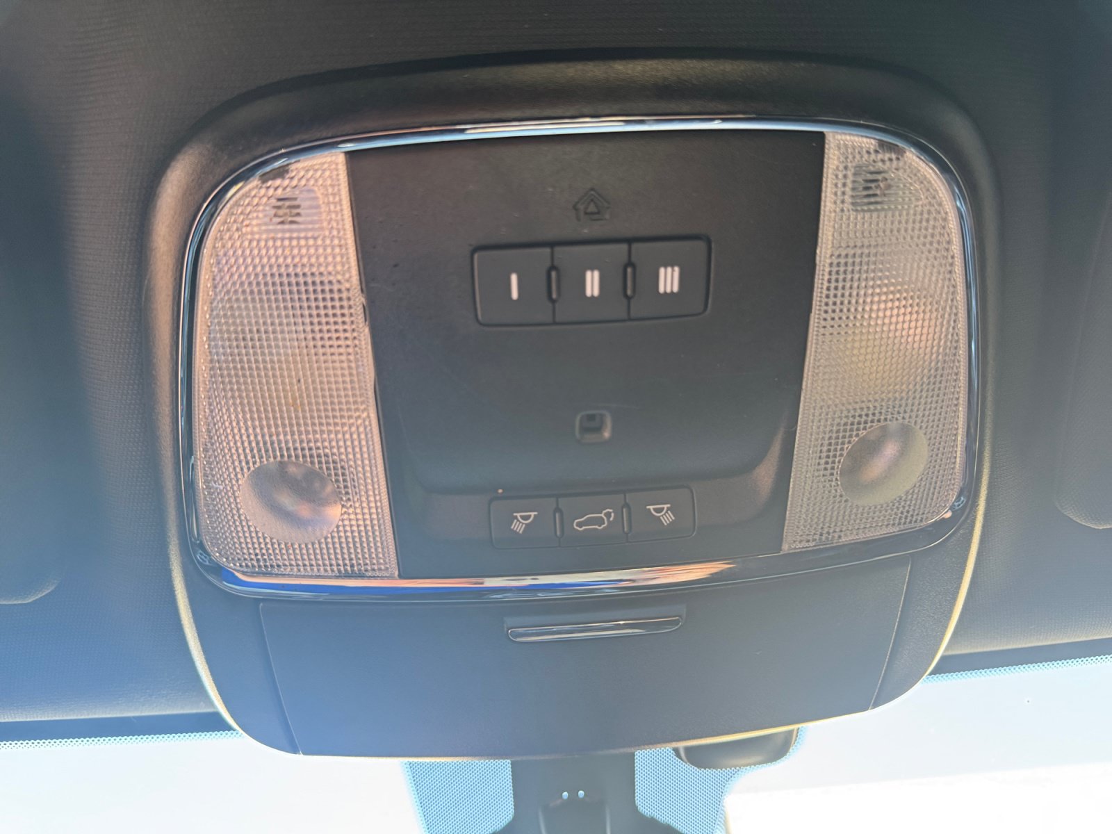 Used 2021 Jeep Grand Cherokee Laredo X AWD/4WD image 26