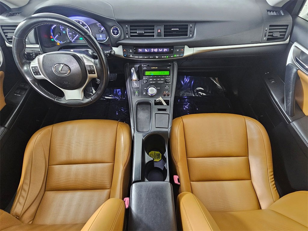 Used 2011 Lexus CT 200h image 19