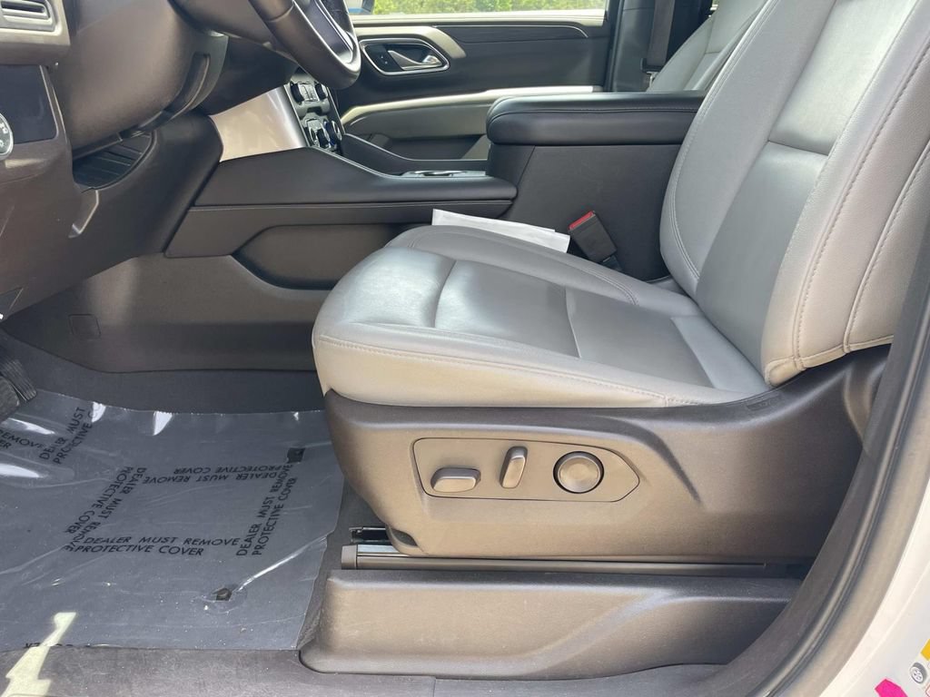 Used 2024 Chevrolet Tahoe LT RWD image 16