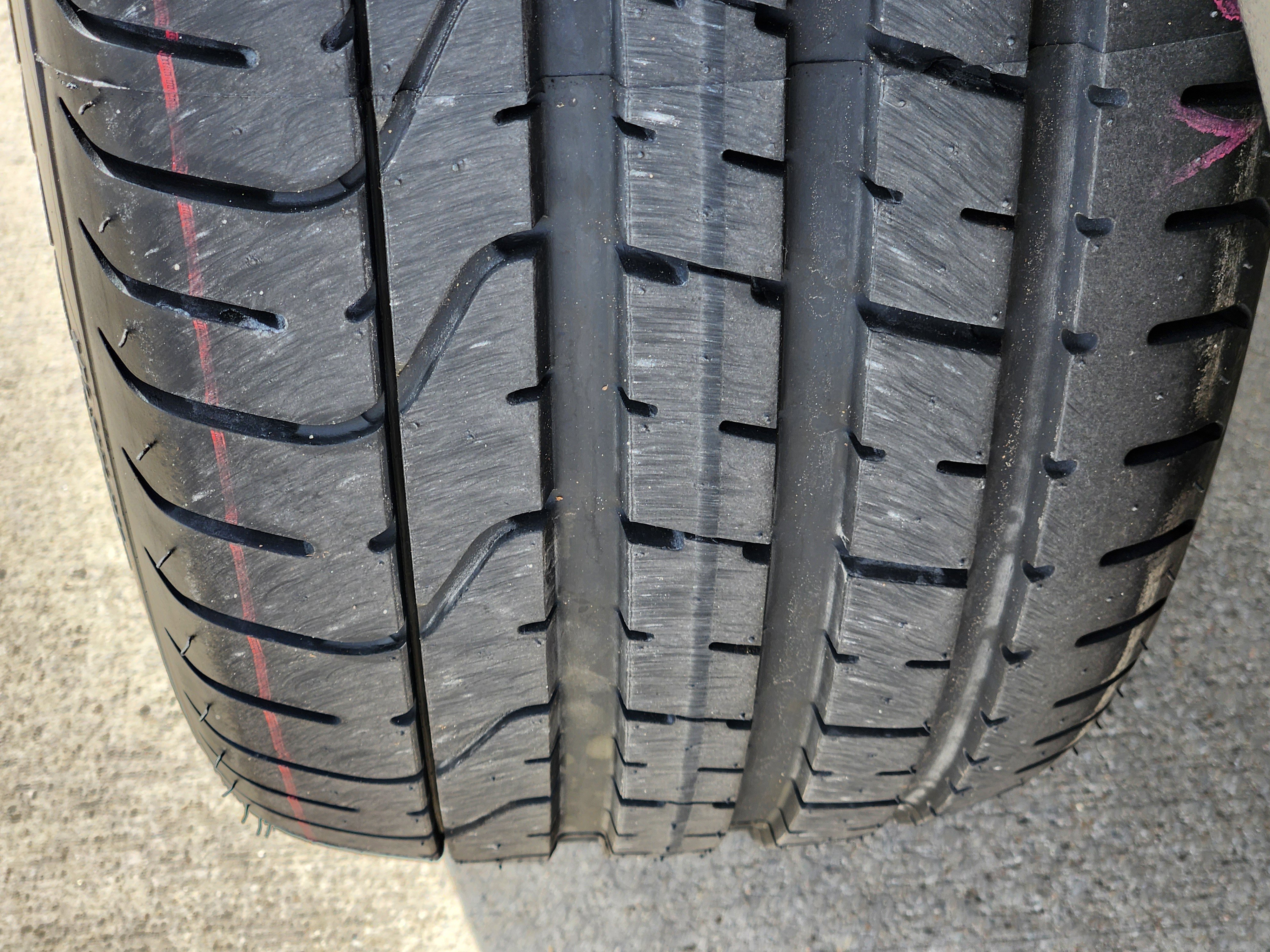 Used 2020 Volvo XC40 T5 R-Design w/ Protection Package Premier image 15