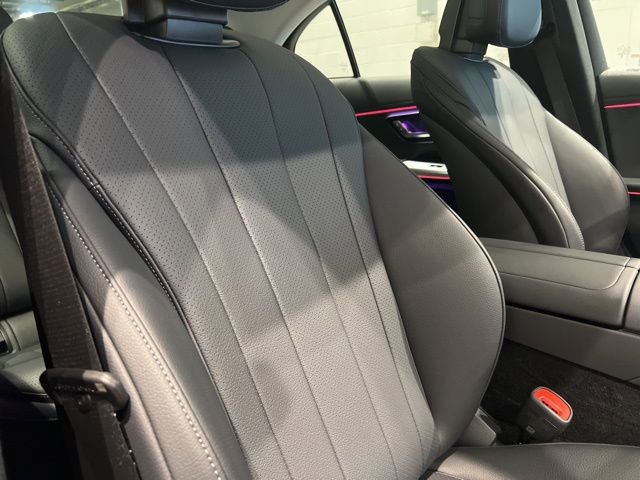 Used 2025 Mercedes-Benz E 350 4MATIC Sedan image 54