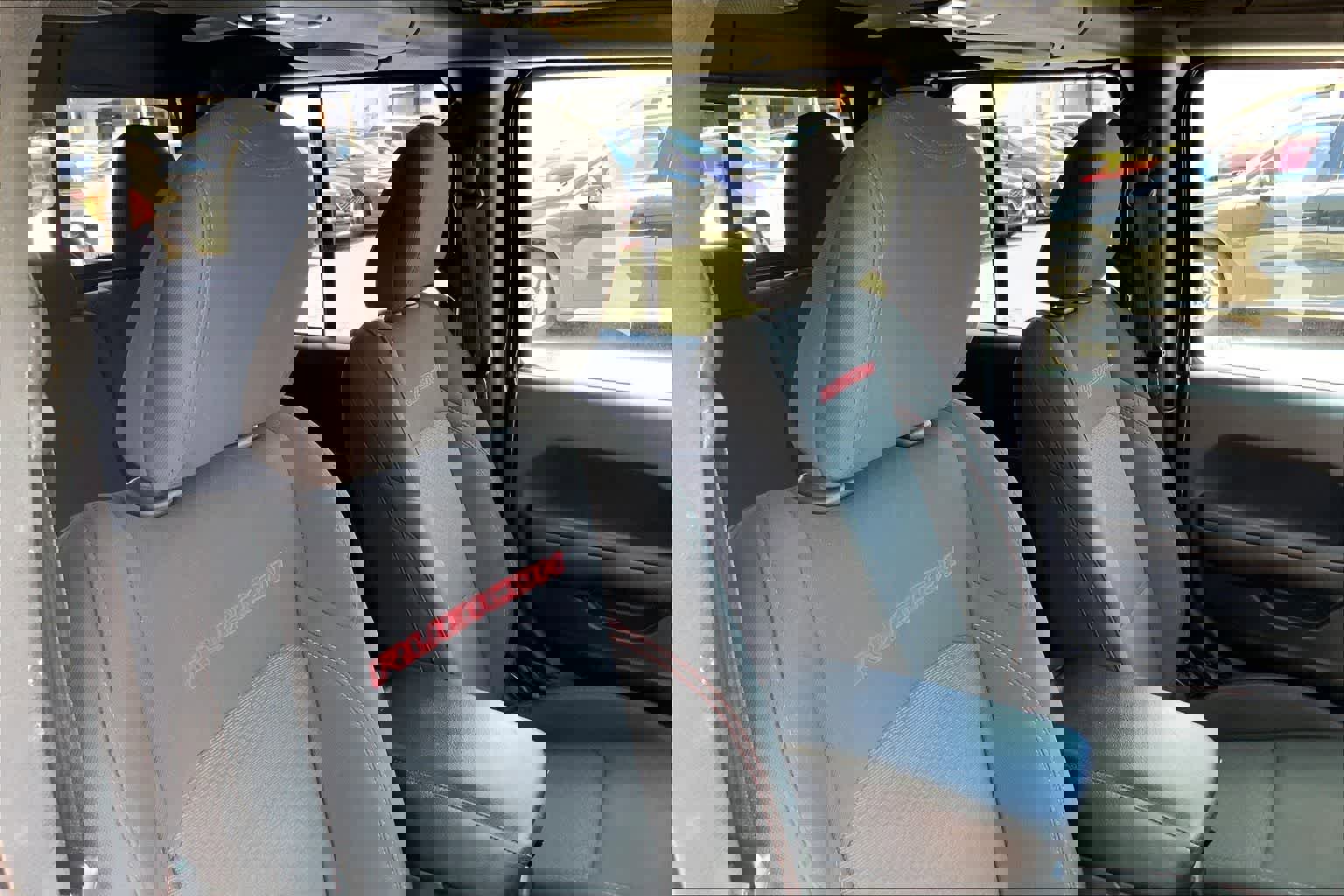 Used 2021 Jeep Gladiator Rubicon AWD/4WD image 14