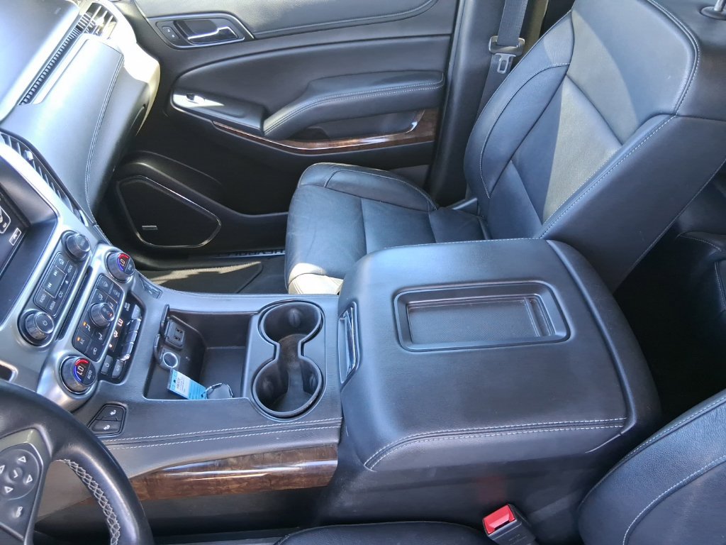 Used 2019 Chevrolet Tahoe LT w/ LT Signature Package AWD/4WD image 31