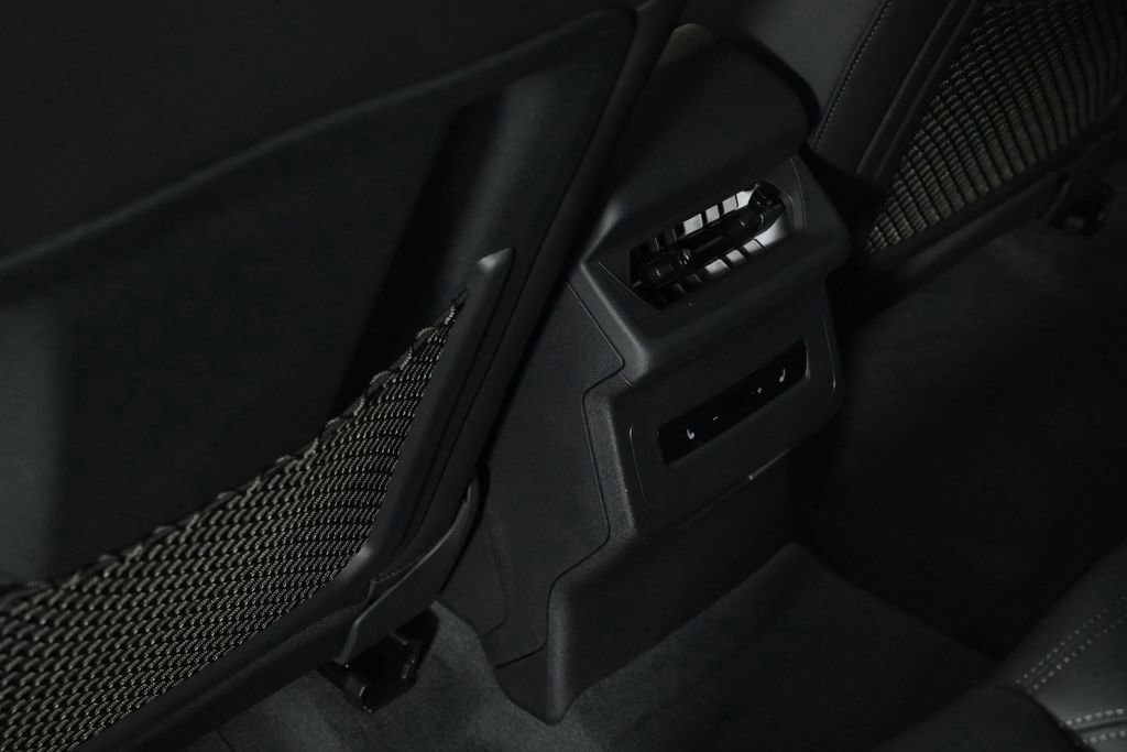 New 2025 Audi S6 e-tron Premium Plus AWD/4WD image 17