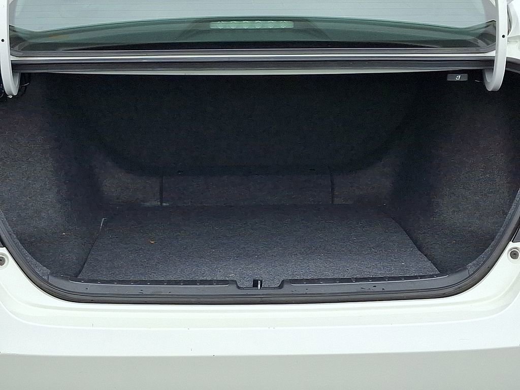 Used 2019 Honda Accord LX image 28