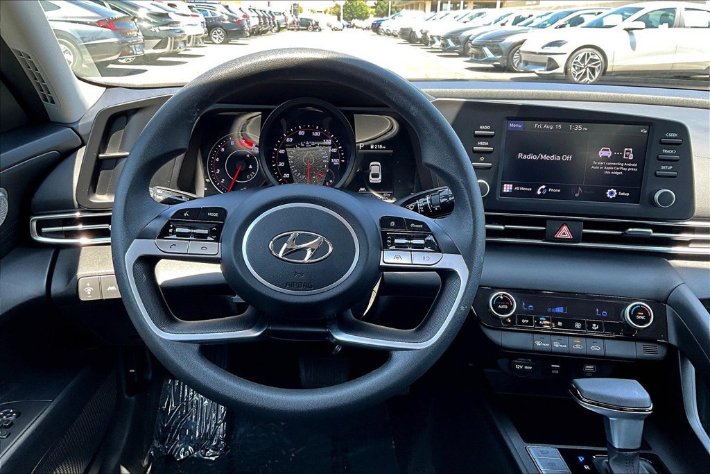 Certified 2023 Hyundai Elantra SEL FWD image 8