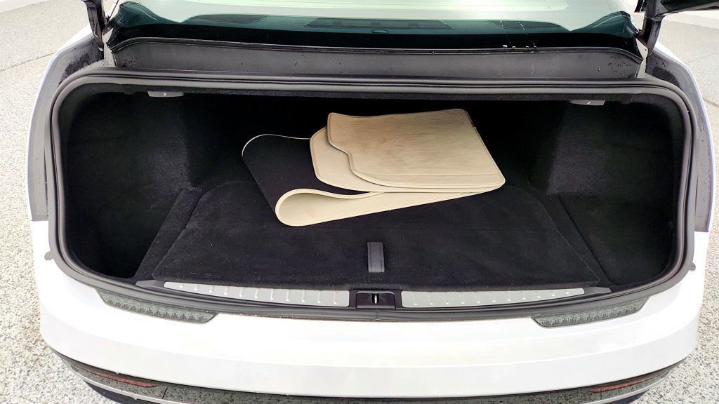 Used 2023 Lucid Air Touring image 22