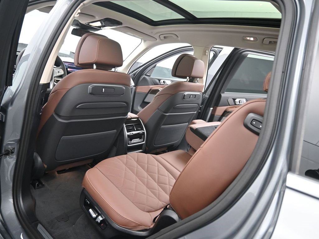 New 2026 BMW X7 xDrive40i image 33
