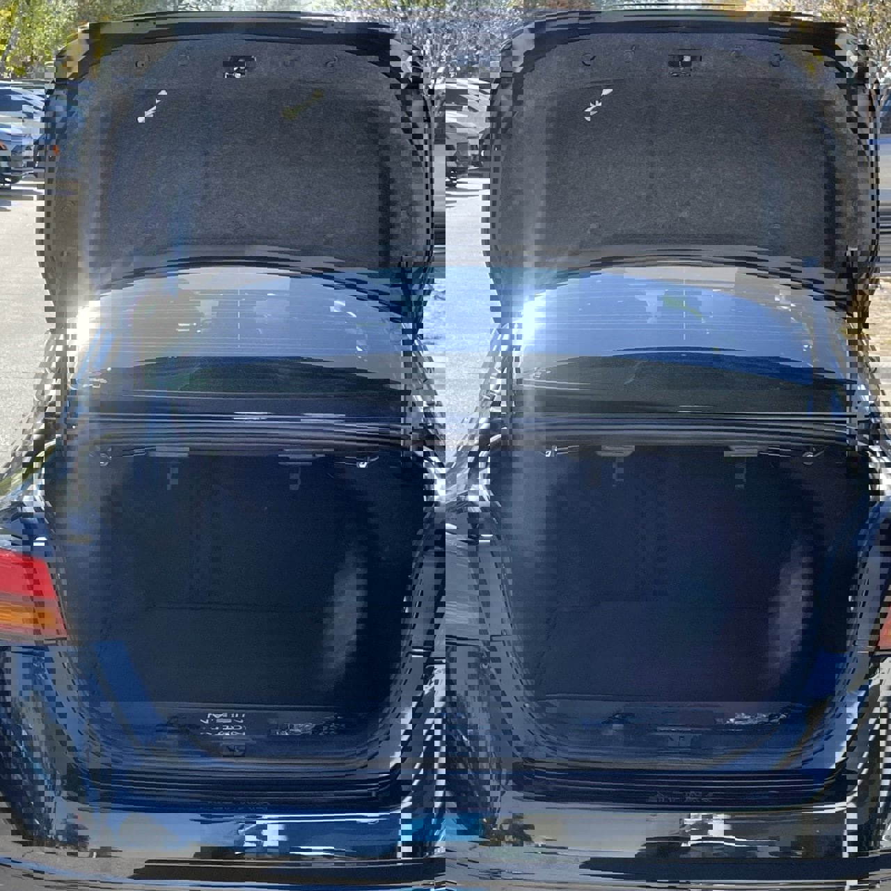 Used 2024 Nissan Altima 2.5 SV image 25