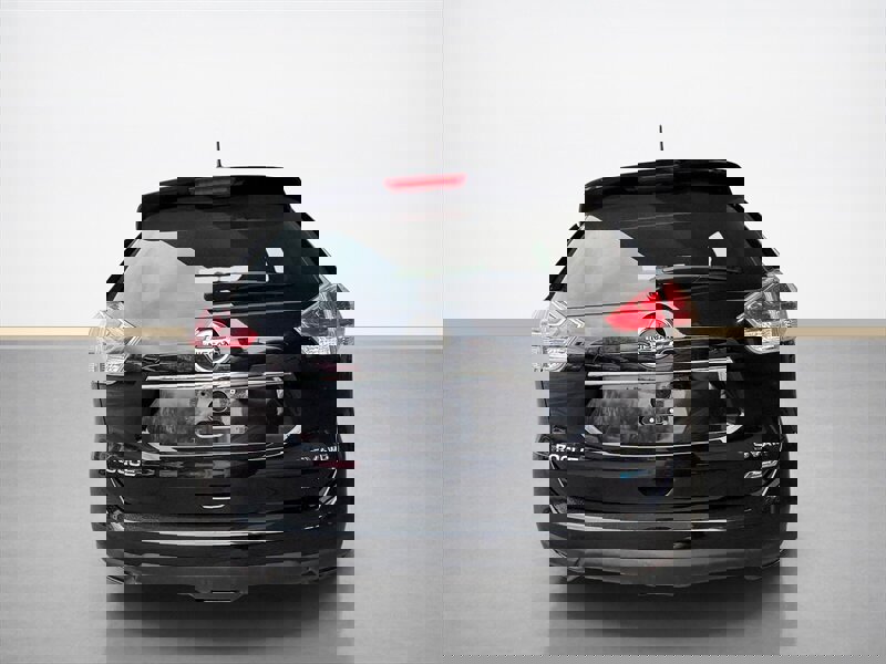 Used 2014 Nissan Rogue SV image 5