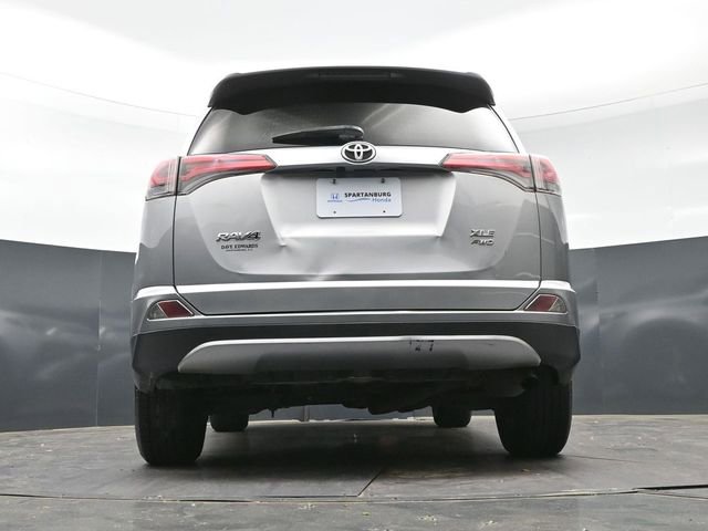 Used 2018 Toyota RAV4 XLE image 38