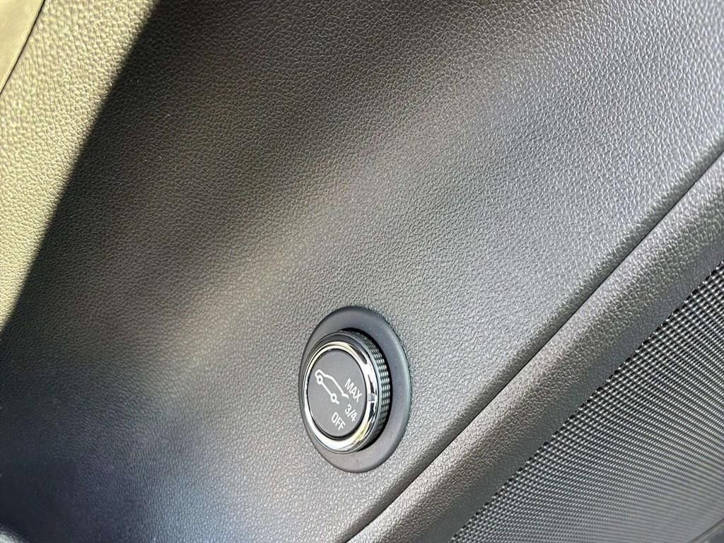 Used 2023 Chevrolet Blazer LT w/ Convenience Package image 19