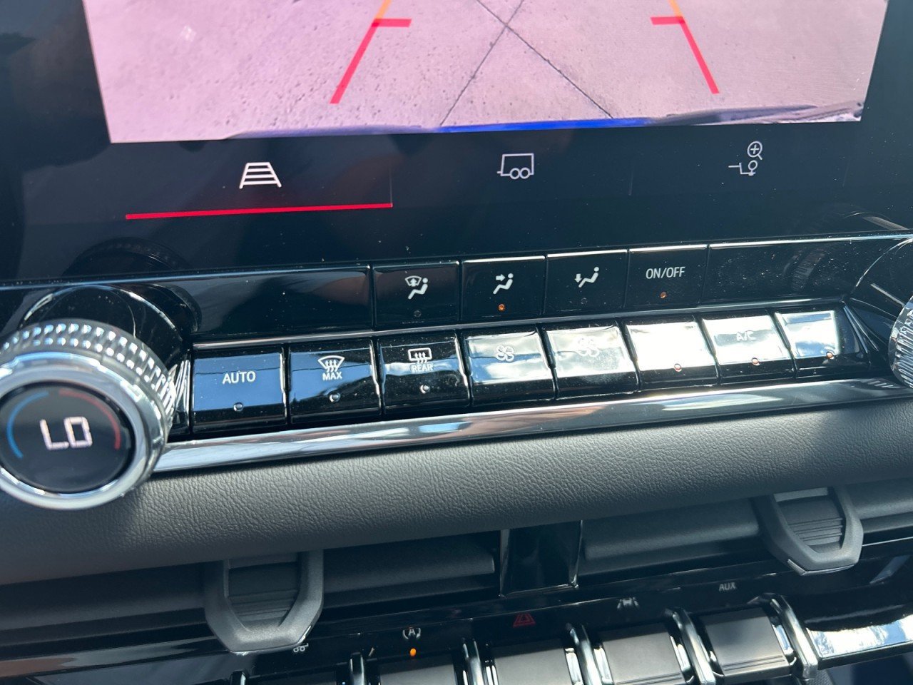 New 2026 GMC Canyon Elevation w/ Convenience Package RWD image 12