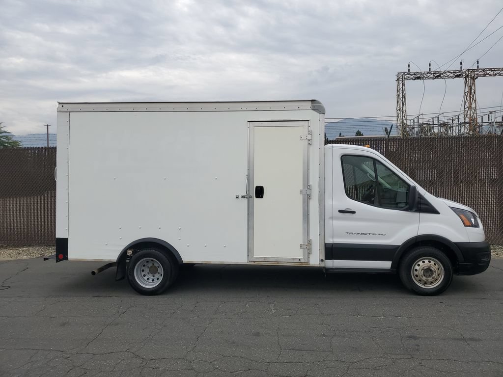 Used 2023 Ford Transit 350 DRW RWD image 2