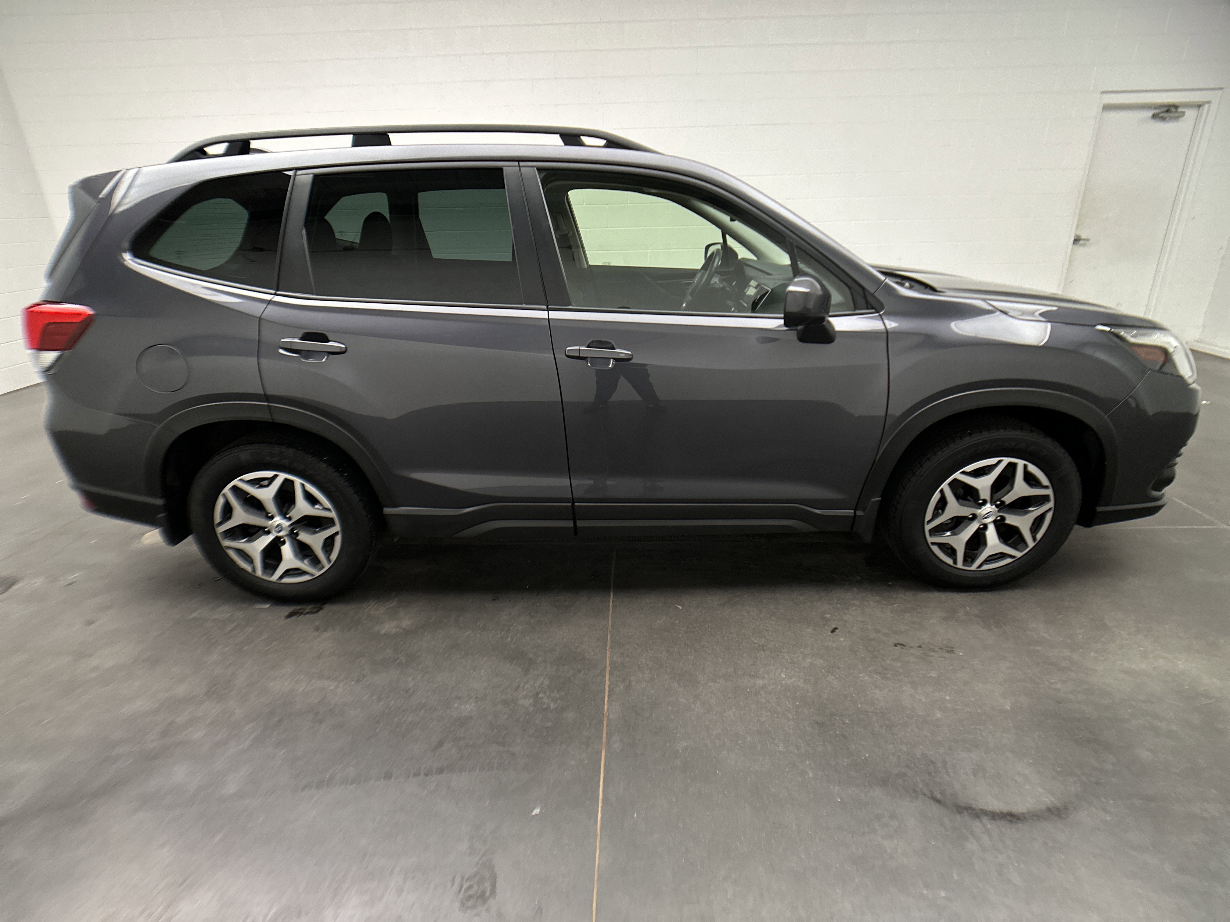 Used 2023 Subaru Forester Premium image 10