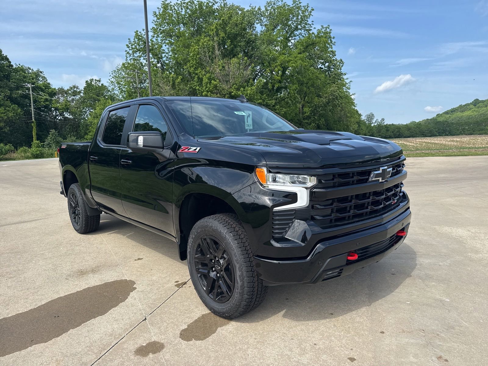 New 2026 Chevrolet Silverado 1500 LT Trail Boss w/ LT Trail Boss Premium Package AWD/4WD image 3