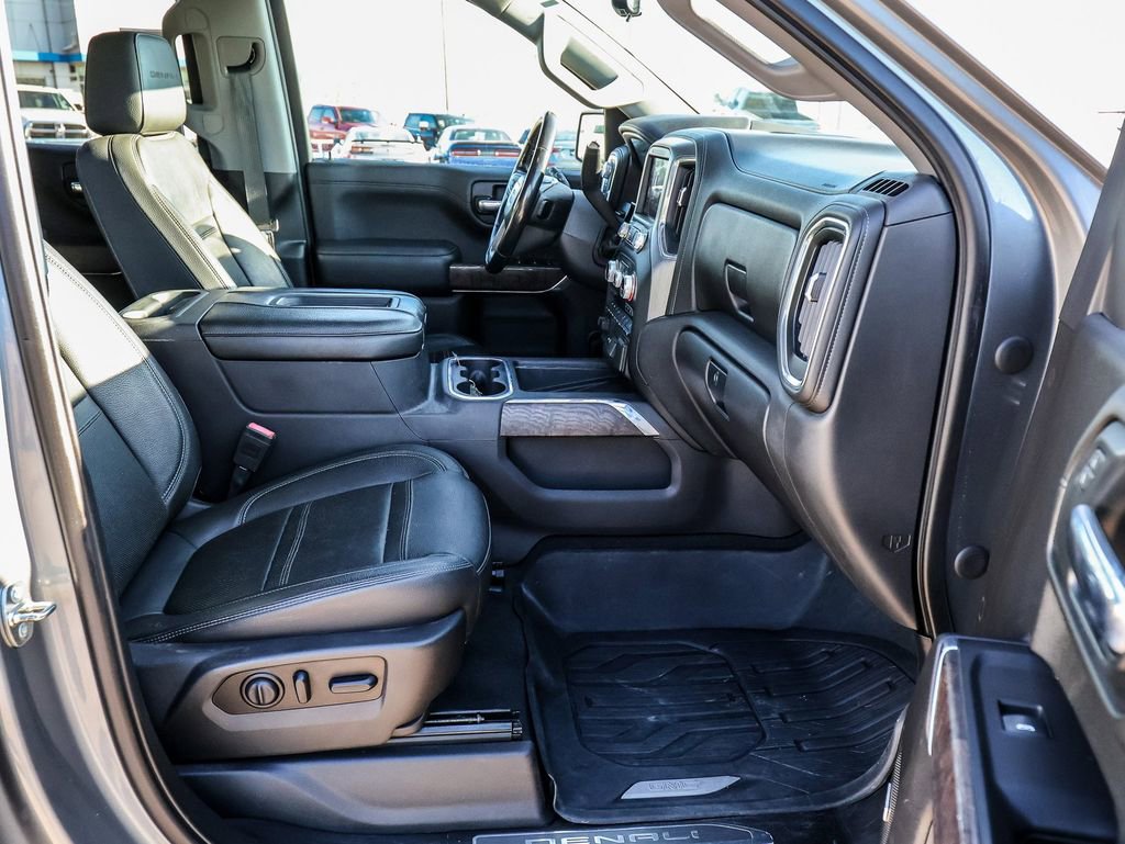 Used 2020 GMC Sierra 1500 Denali w/ Denali Premium Package AWD/4WD image 14