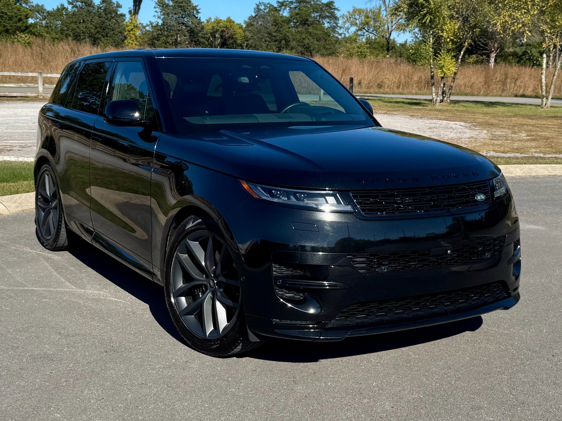 Used 2024 Land Rover Range Rover Sport Dynamic SE