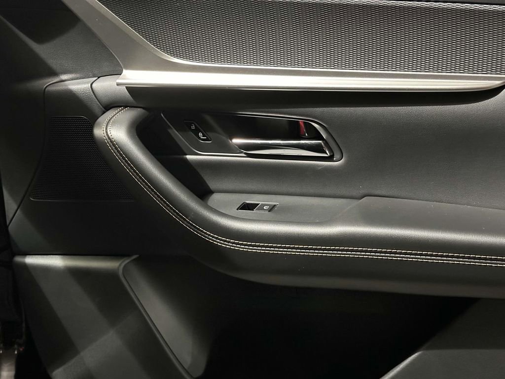 Certified 2025 MAZDA CX-90 Plug-In Hybrid w/Premium Sport image 13