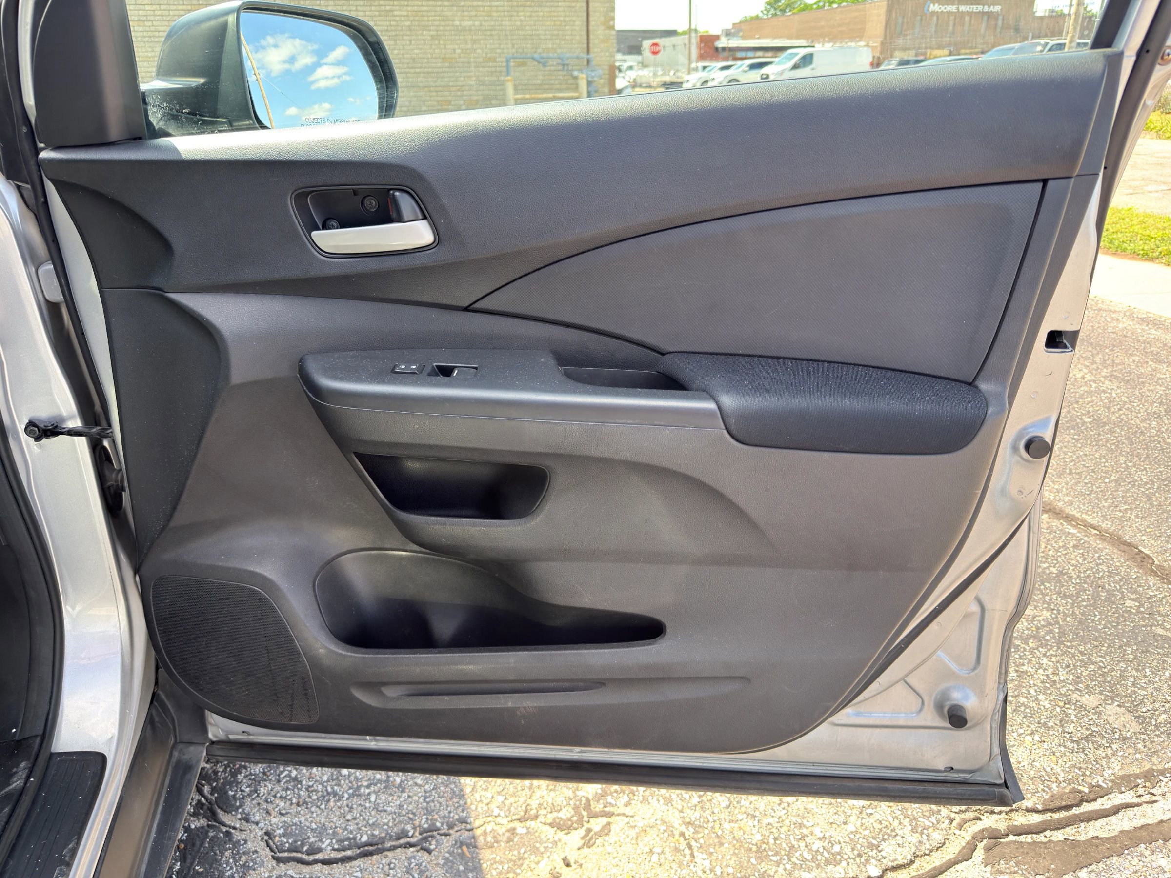 Used 2016 Honda CR-V SE image 28