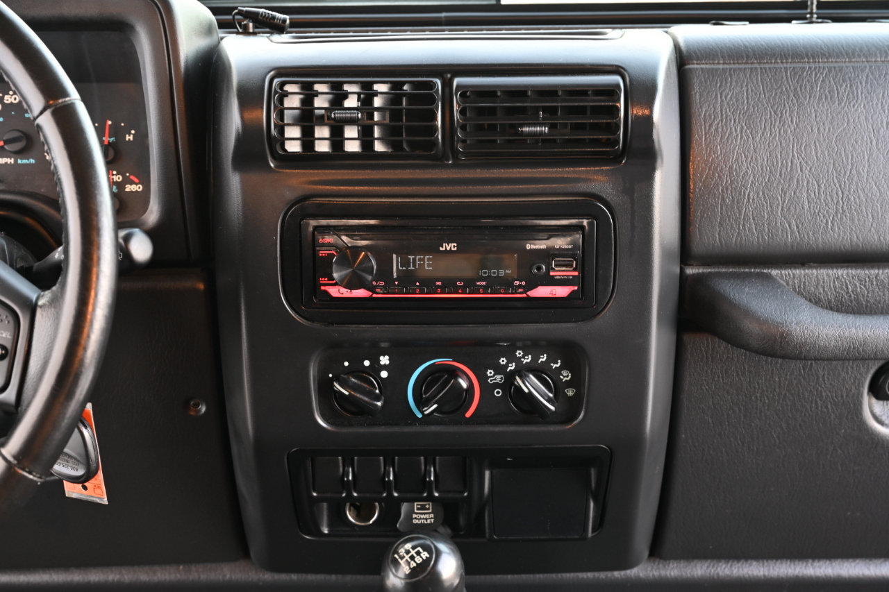 Used 2005 Jeep Wrangler Sport AWD/4WD image 18