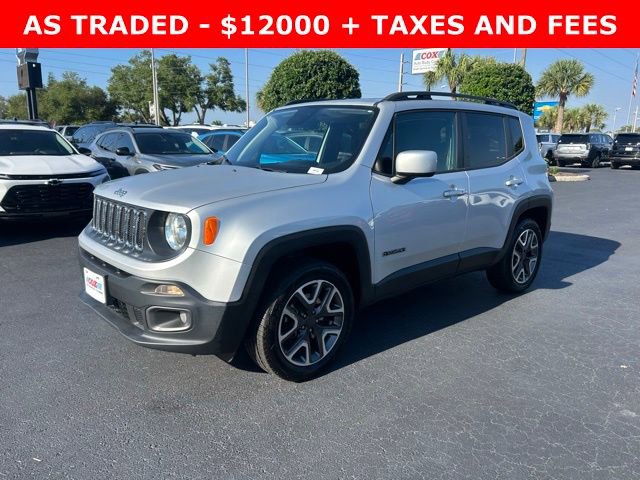 Used 2018 Jeep Renegade Latitude w/ Cold Weather Group image 3