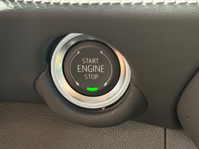 Used 2025 Chevrolet Tahoe LS RWD image 25