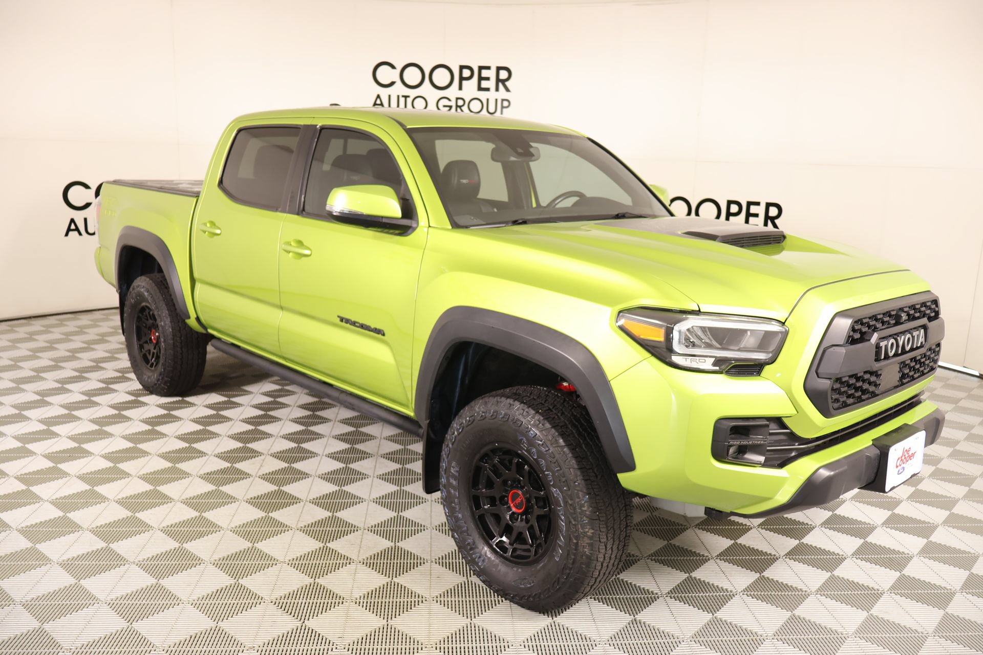 Used 2022 Toyota Tacoma TRD Pro AWD/4WD image 1