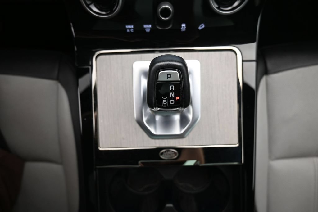 Used 2023 Land Rover Range Rover Evoque R-Dynamic SE AWD/4WD image 19
