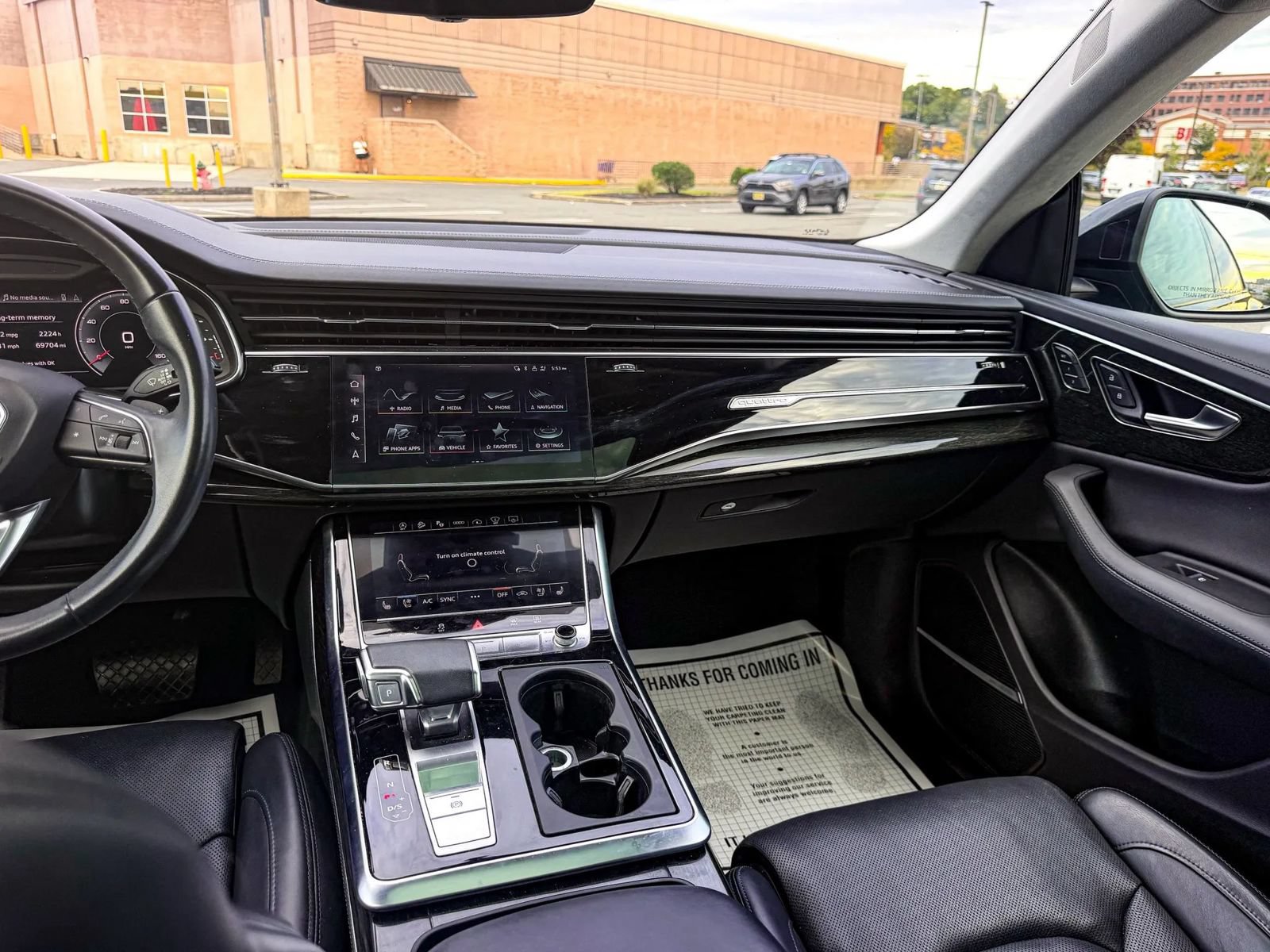 Used 2023 Audi Q8 Prestige AWD/4WD image 26