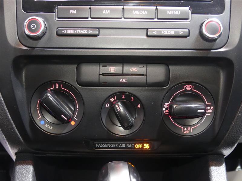 Used 2014 Volkswagen Jetta S FWD image 35