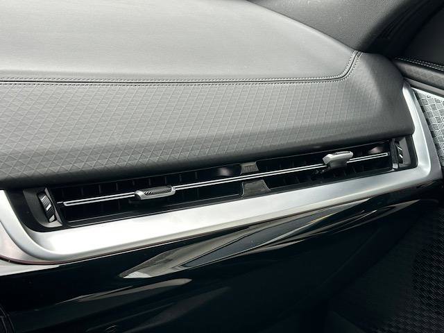 Certified 2025 BMW X2 xDrive28i image 29