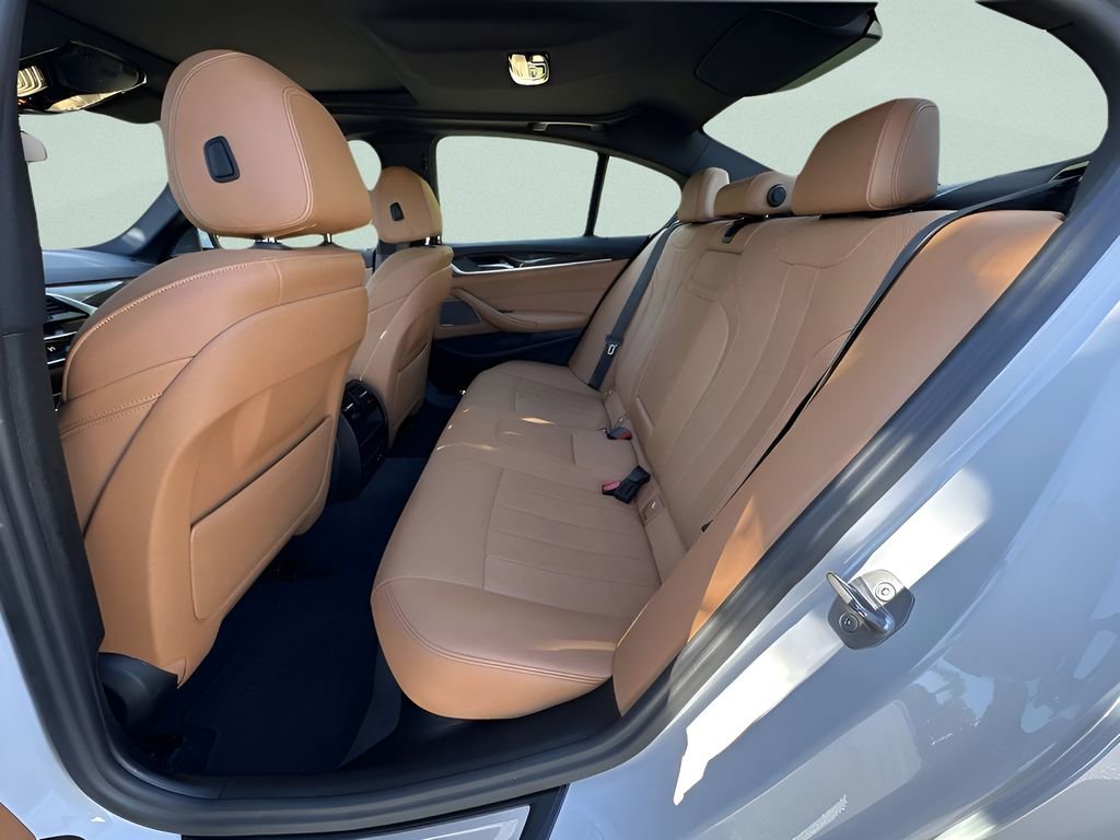 Certified 2023 BMW 530i xDrive w/ Premium Package image 30