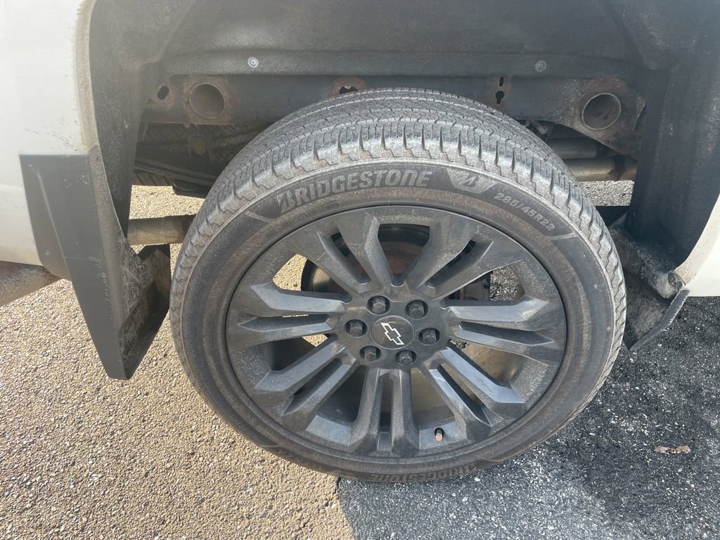 Used 2018 Chevrolet Silverado 1500 LT w/ All Star Edition image 11