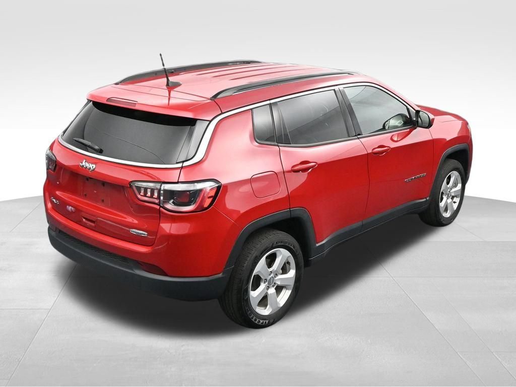 Used 2020 Jeep Compass Latitude w/ Cold Weather Group AWD/4WD image 31