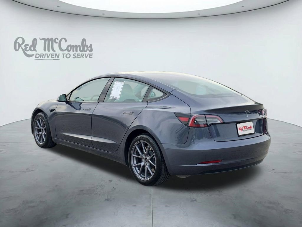 Used 2023 Tesla Model 3 Standard Range image 3