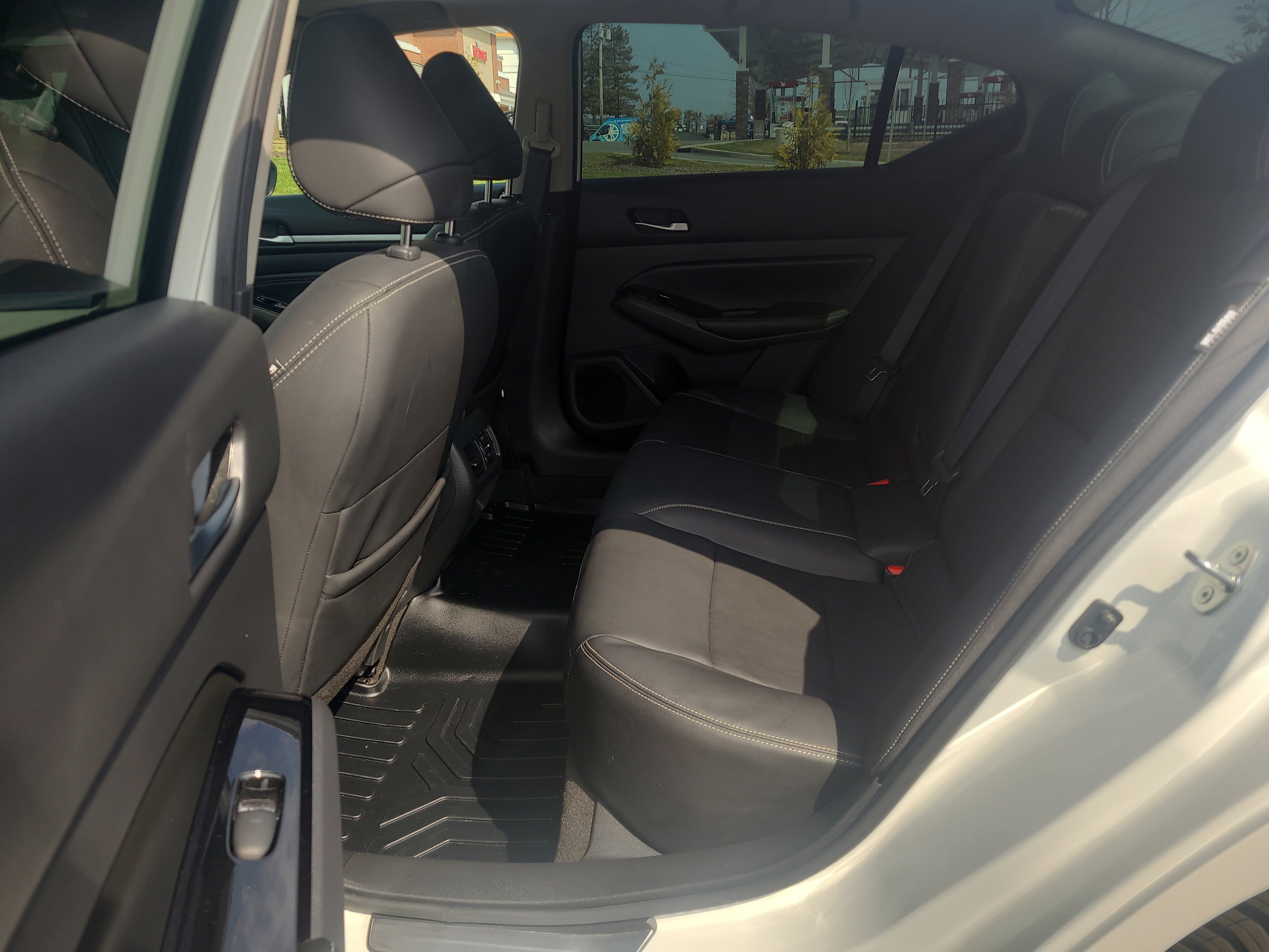 Used 2022 Nissan Altima 2.5 Platinum image 30