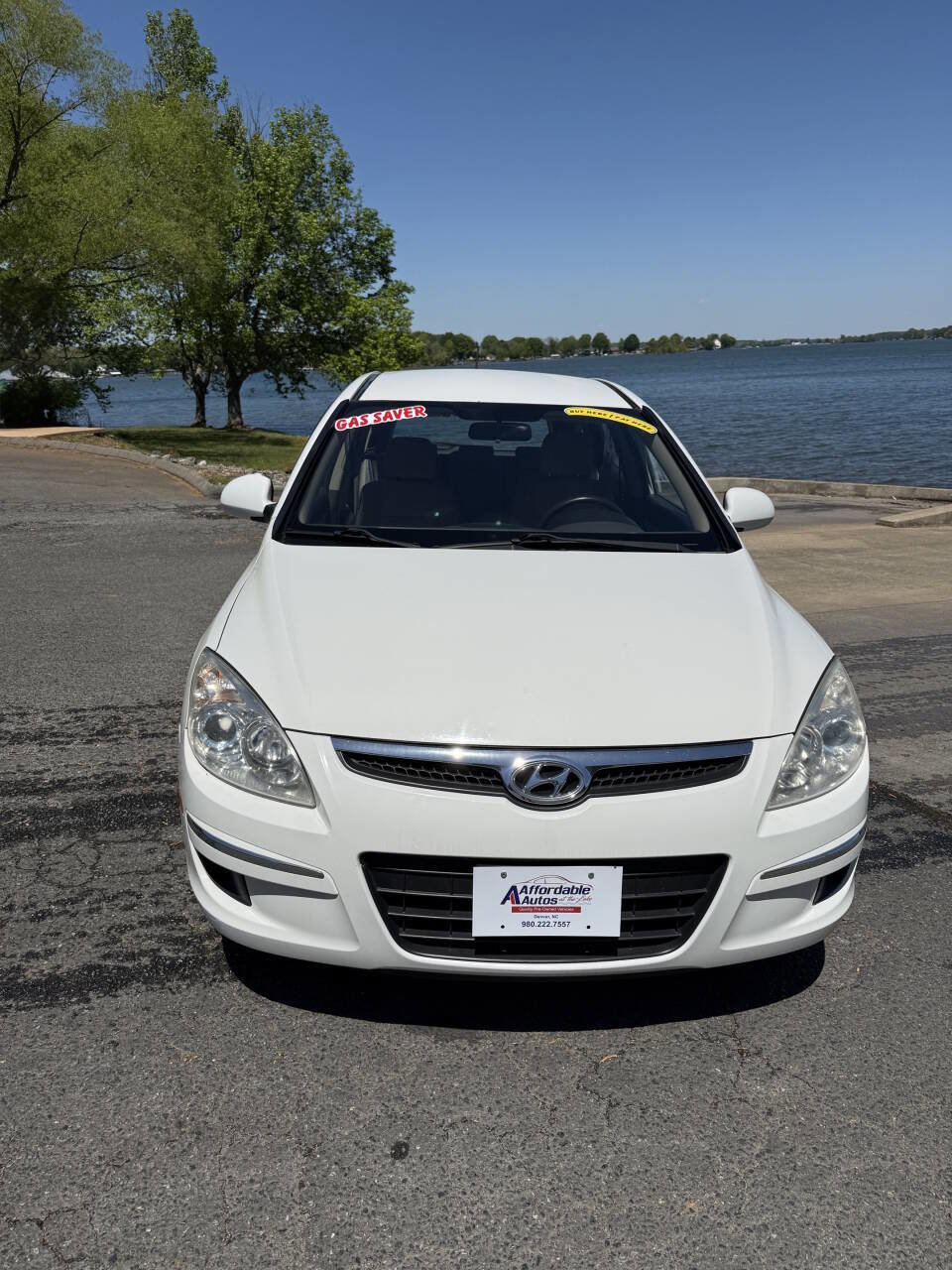Used 2010 Hyundai Elantra GLS FWD image 4