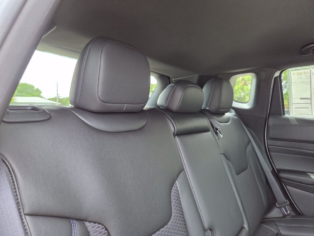 New 2026 Jeep Compass Latitude AWD/4WD image 19