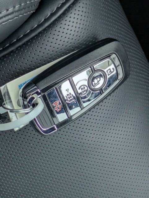 New 2026 Lincoln Navigator L Reserve w/ Jet Appearance Package image 30