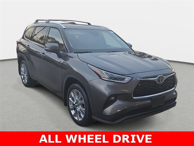 Used 2022 Toyota Highlander Limited image 3