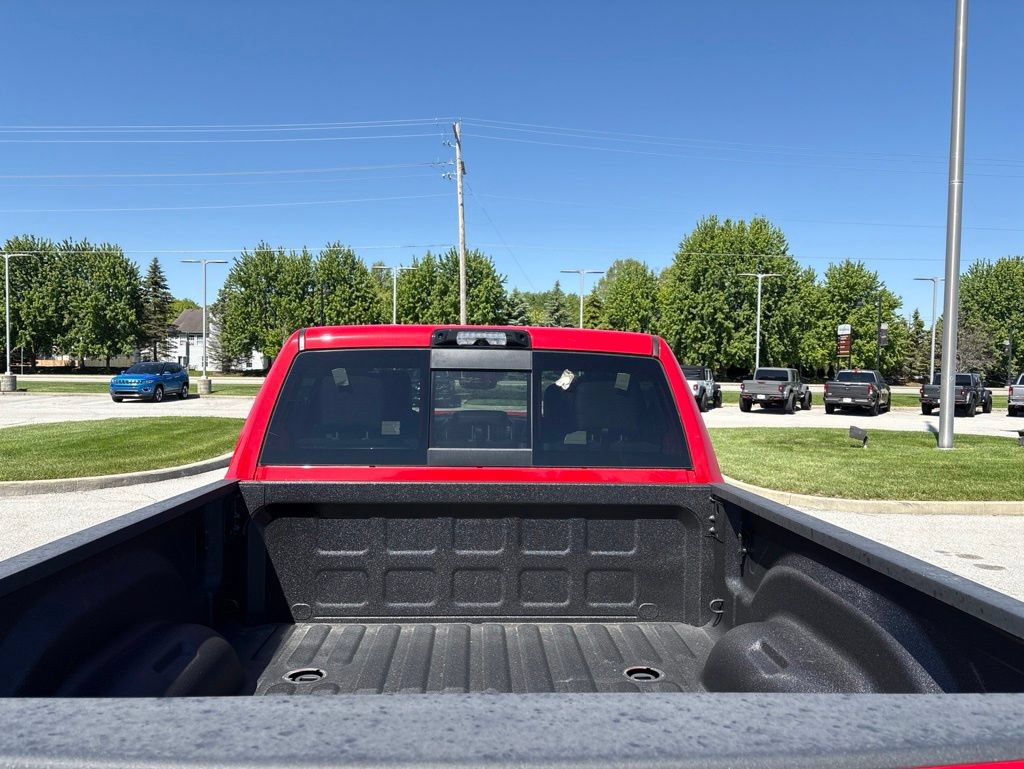 New 2026 RAM 2500 Laramie w/ Night Edition AWD/4WD image 11