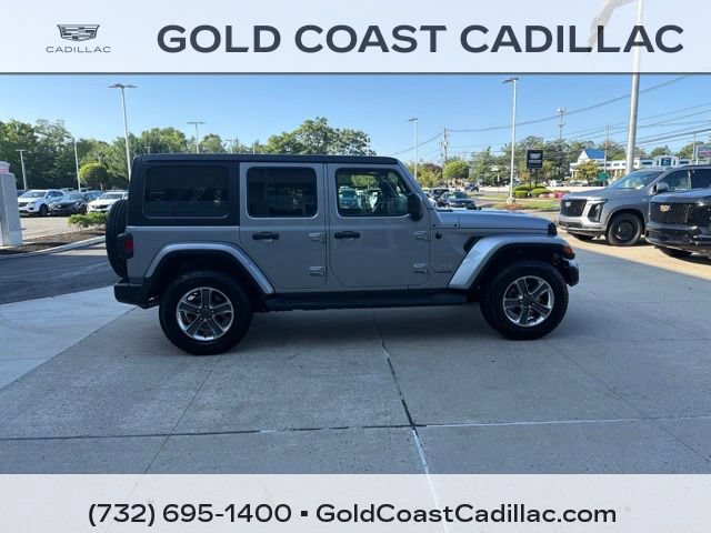 Used 2020 Jeep Wrangler Unlimited Sahara w/ Dual Top Group AWD/4WD image 4