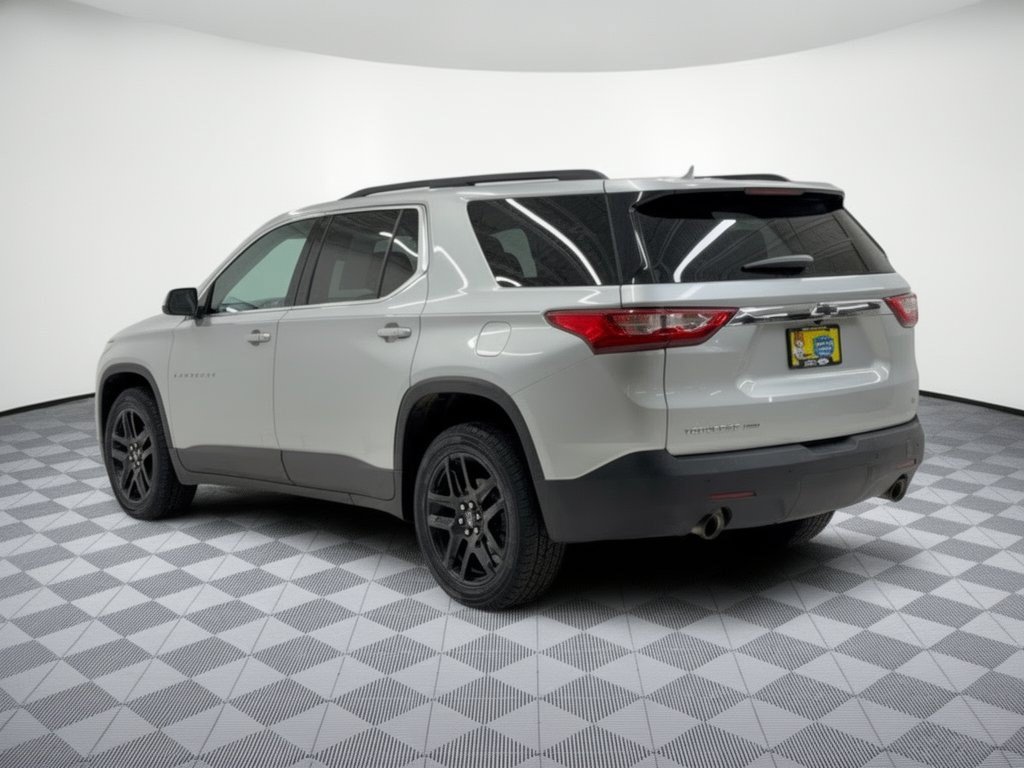 Used 2021 Chevrolet Traverse LT AWD/4WD image 3