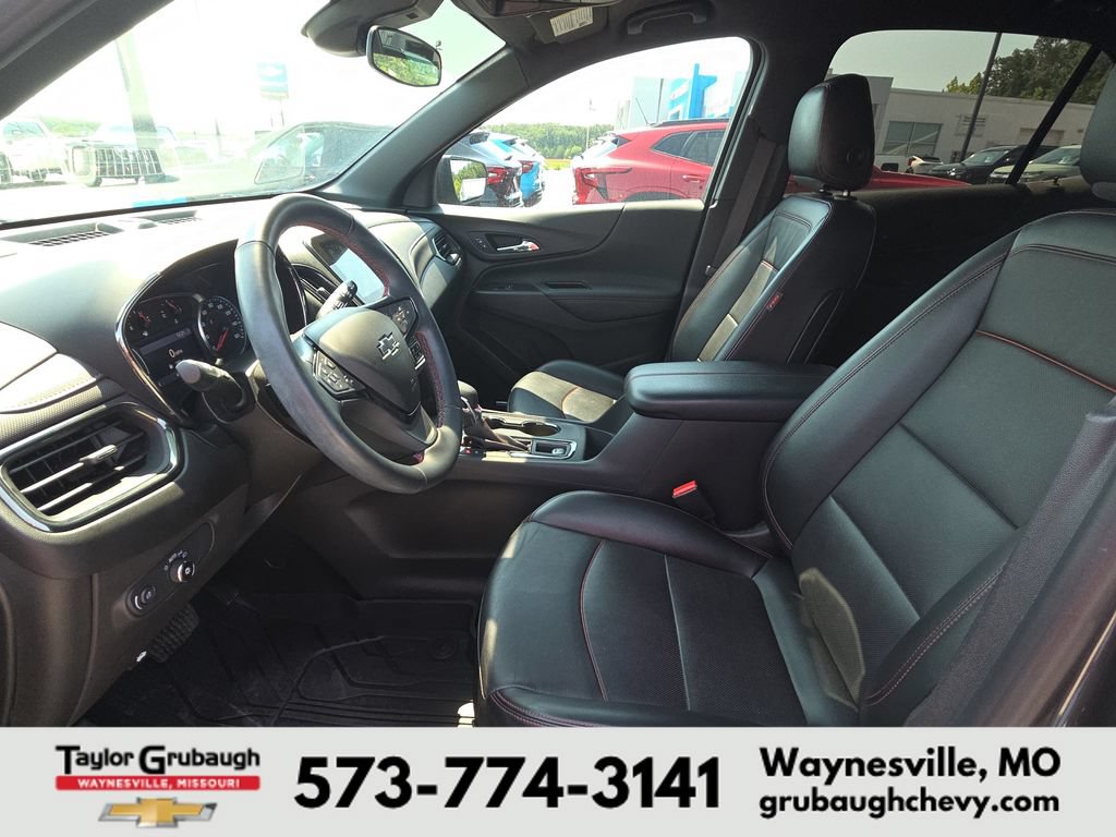 Certified 2023 Chevrolet Equinox RS w/ RS Leather Package AWD/4WD image 15