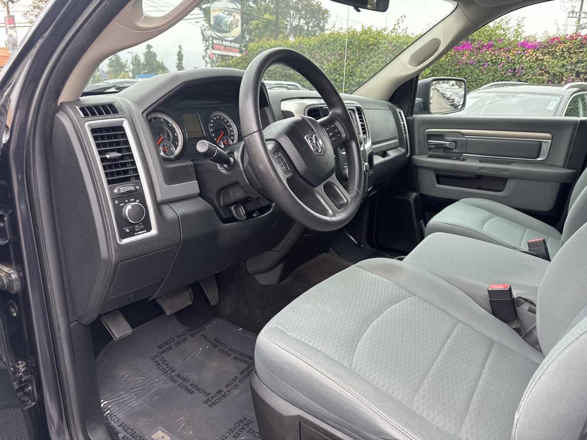 Used 2017 RAM 1500 Classic SLT image 17