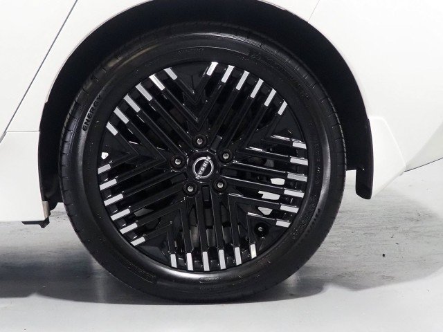 Used 2024 Nissan Leaf SV Plus FWD image 38