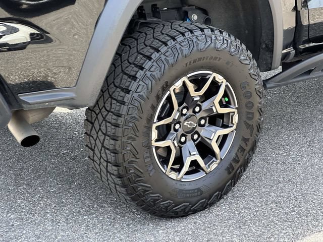 Certified 2025 Chevrolet Colorado ZR2 w/ Technology Package AWD/4WD image 29