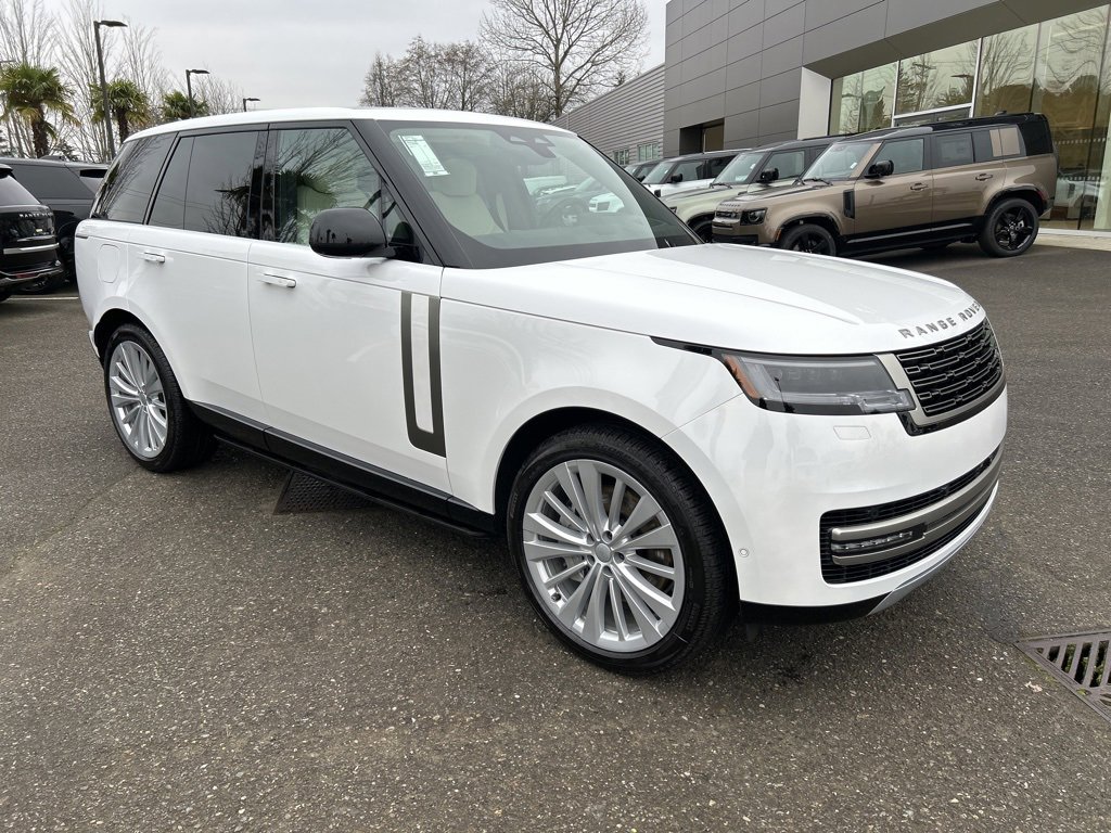 New 2025 Land Rover Range Rover SE image 8