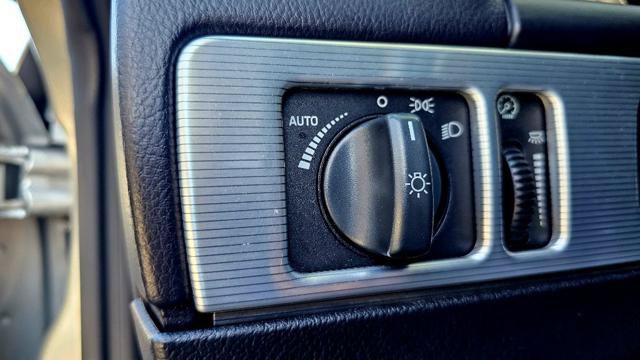 Used 2004 Ford Thunderbird RWD image 51